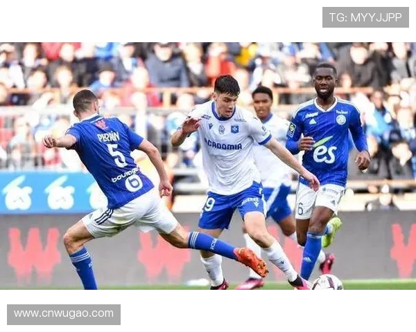 图耳与布雷斯特的激烈对决解析及比赛前瞻展望